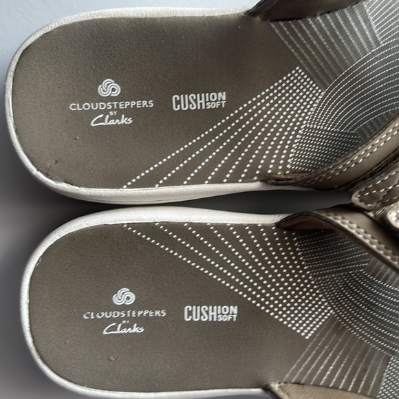 Clarks Cloud steppers Slippers Size - Picture 6 of 9